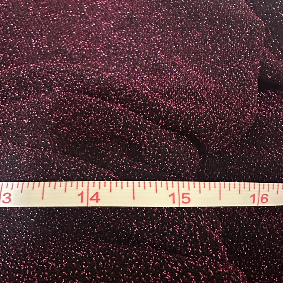 Long sleeve dress. - Picture 6 of 10